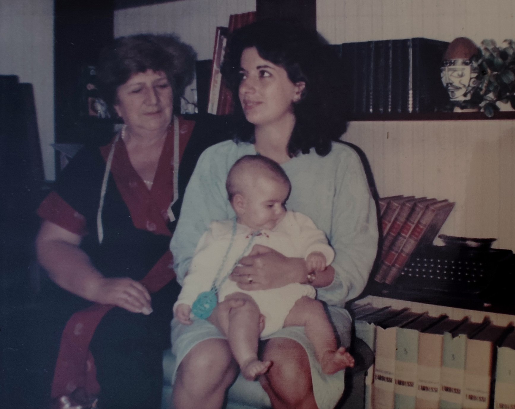 Abuela, madre e hija